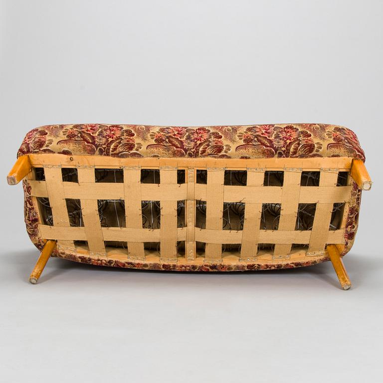Flemming Lassen, a sofa, manufactured by Asko 1952-1956.