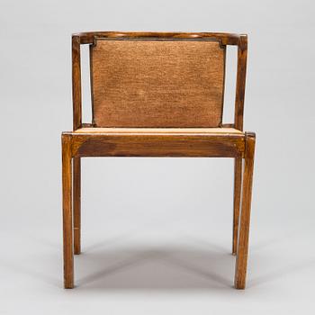 Alvar Aalto, karmstol, modell 2 för O.Y. Huonekalu- ja Rakennustyötehdas A.B. 1900-talets mitt.