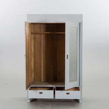 SKÅP / KLÄDSKÅP, jugend, sekelskiftet 1900.