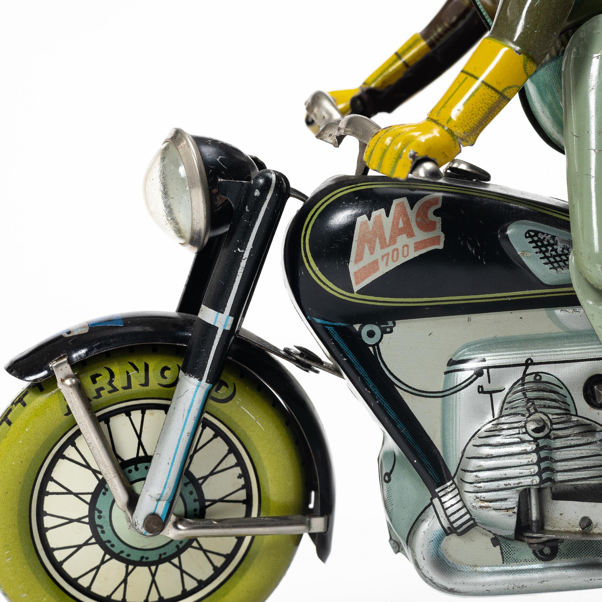 Arnold, tin toy, “Mac 700”, Germany, circa mid-20th century.