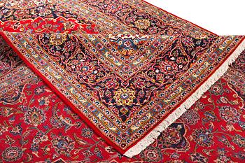 A Keshan carpet, c. 405 x 300 cm.