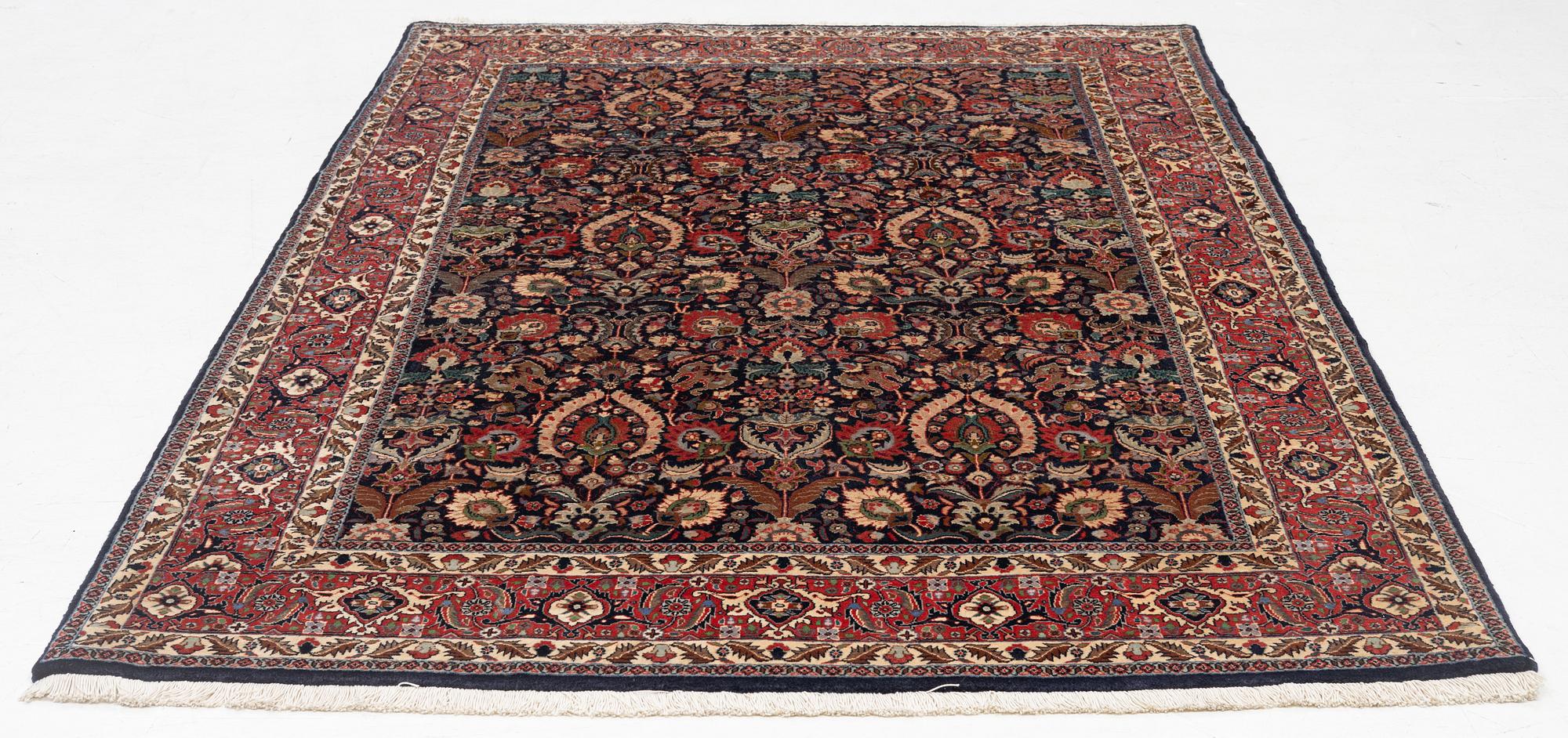 Carpet, Bidjar, approx. 240 x 155 cm.