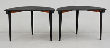 HALVMÅNEBORD, ett par, 1800-tal.