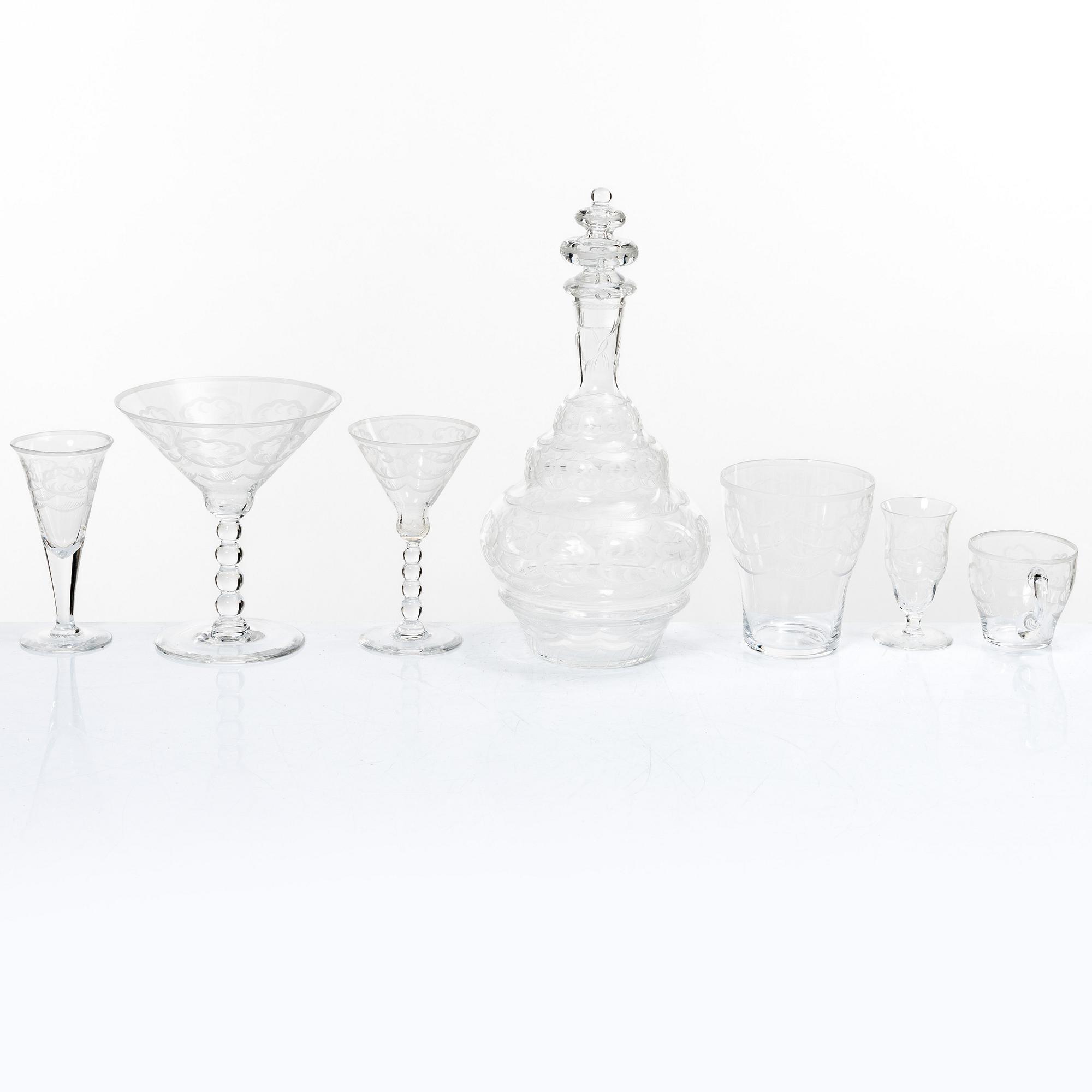 Simon Gate, a 40-piece 'Molnet' glass service, Orrefors.