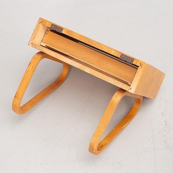 Alvar Aalto, a model 114 console/shelf, O.Y. Huonekalu- ja Rakennustyötehdas A.B. Finland, mid 20th century.