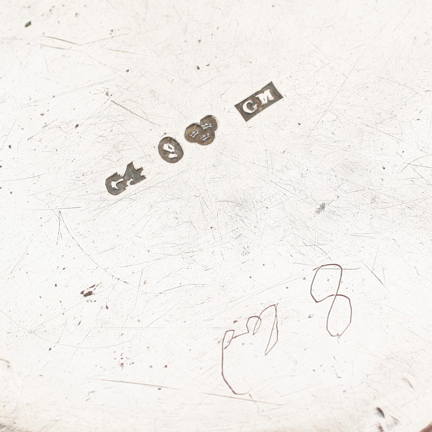 TOILETTEDOSOR, 1 par, silver, Gustaf Möllenborg, Stockholm 1837. Vikt ca 210 gram.