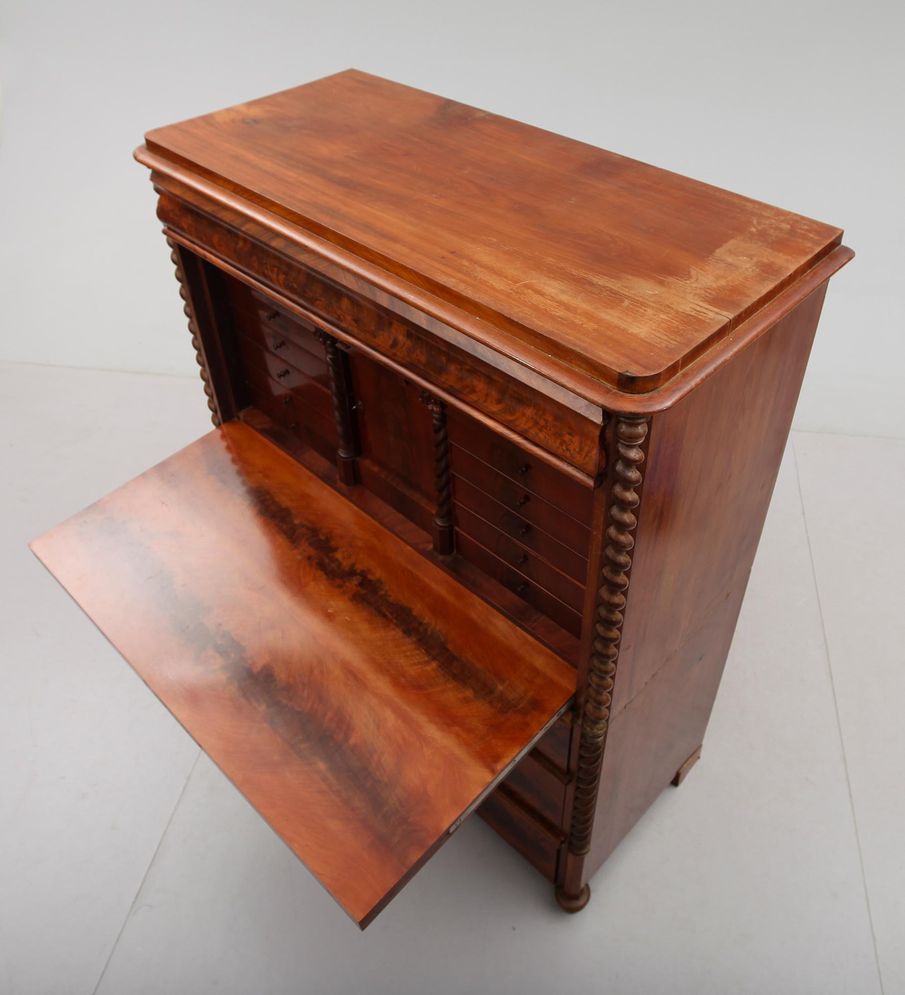 CHIFFONJÉ, senempire, 1800-talets mitt.