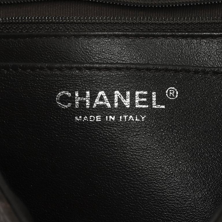 Chanel, väska, "Maxi Classic", 2009-10.