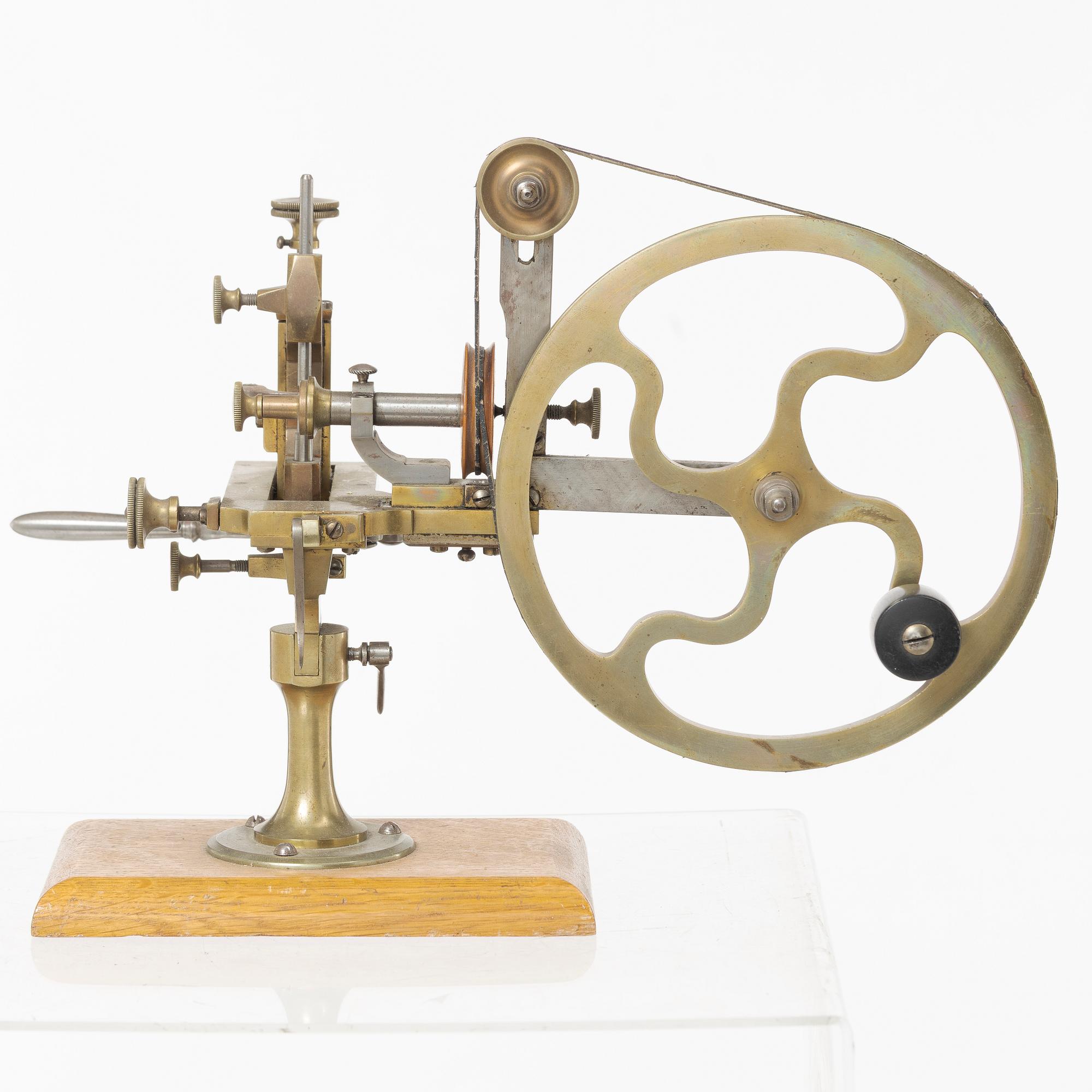 Watchmaker's equipment, Tools, Lathe, metal and wood "No Reserve".