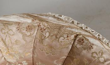 FÅTÖLJER, 1 par, sent 1800-tal.