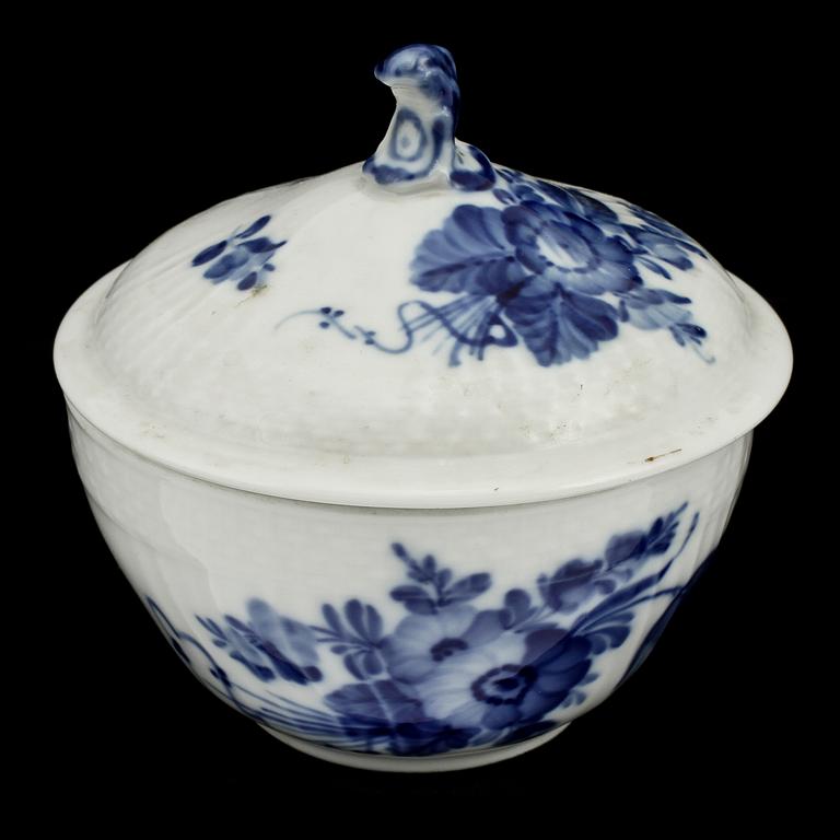 KAFFESERVIS, 24 delar, porslin, "Blå blomst", Royal Copenhagen.