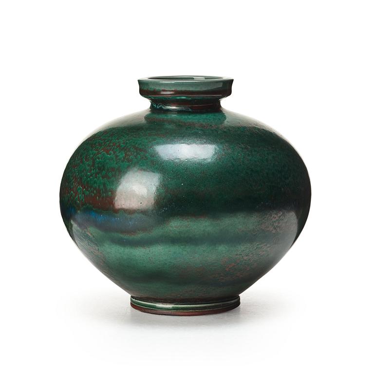 Berndt Friberg, a stoneware vase, Gustavsberg studio, Sweden 1965.