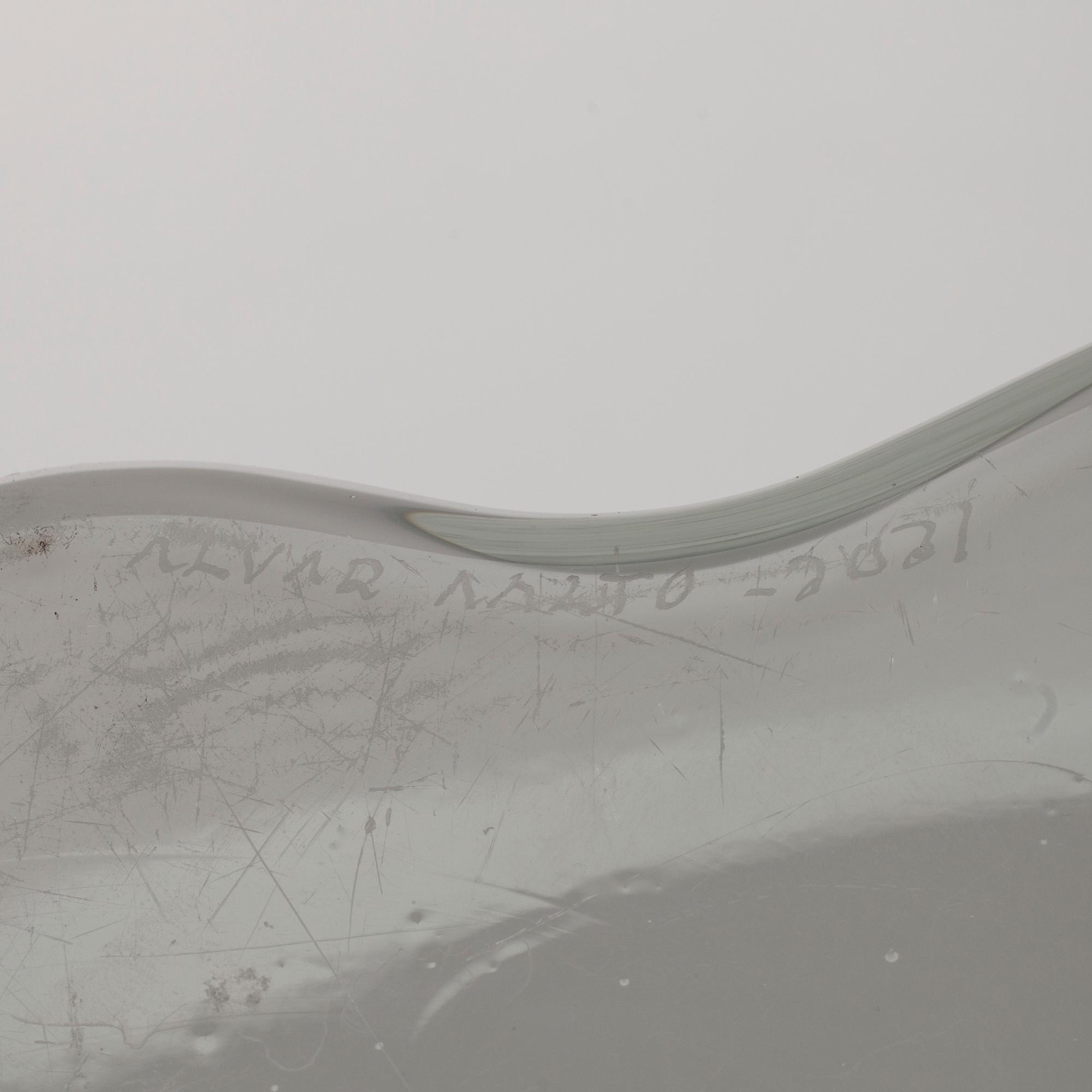 Alvar Aalto, ALVAR AALTO, A VASE.