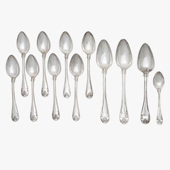 Skedar, 12 st, silver, modell Gammal fransk, Sverige, bl a med stämplar S Pettersson, Linköping 1862.