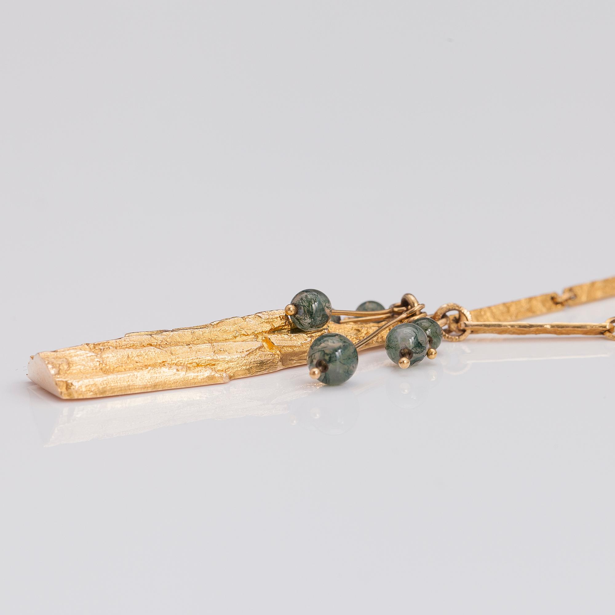 BJÖRN WECKSTRÖM, A 14K gold necklace "Golden tree", mossagate. Lapponia 1971.