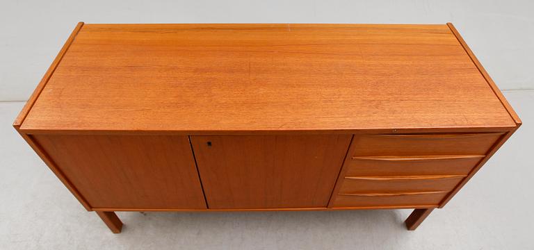 SIDEBOARD, teak, 1950/60-tal.