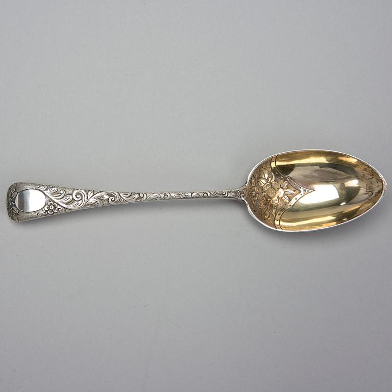 SKÅL och SKED, sterlingsilver, Charles Boyton, London 1894, finska kontrollstämplar. Totalvikt ca 350 g.