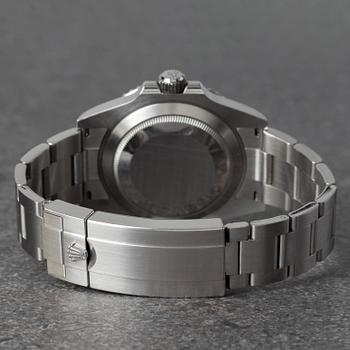 Rolex, Submariner, ca 2024.