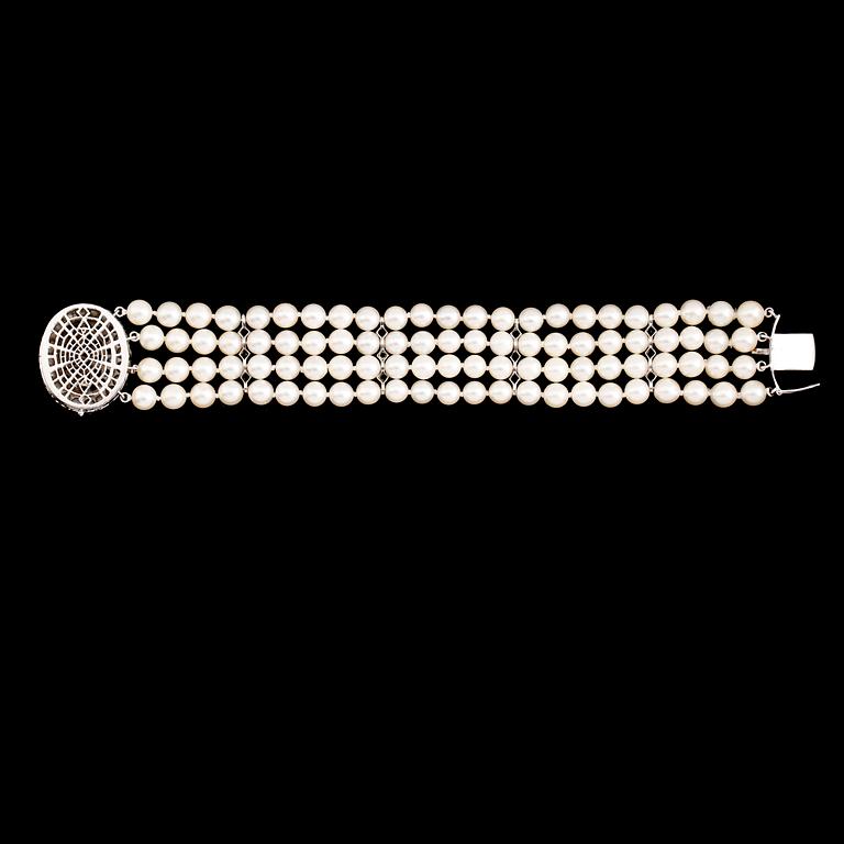 ARMBAND, 14 k vitguld, odlade pärlor, safirer tot ca 4.65 ct.