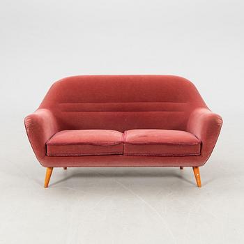 Sofa mid-20th century.