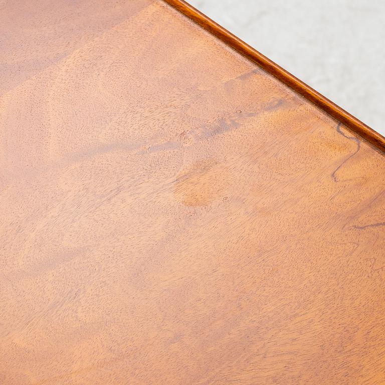 Josef Frank, a 'Diplomat' coffee table, model 2073, Firma Svenskt Tenn, Sweden.