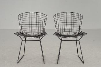 STOLAR, ett par, "Sidechair", Harry Bertoia, Knoll.