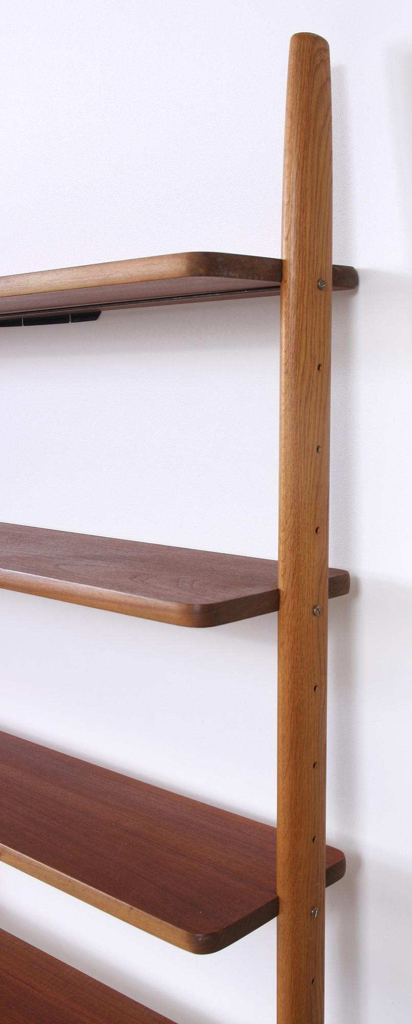 BOKHYLLA, William Watting för A/S Mikael Laursen, 1950/1960-tal.