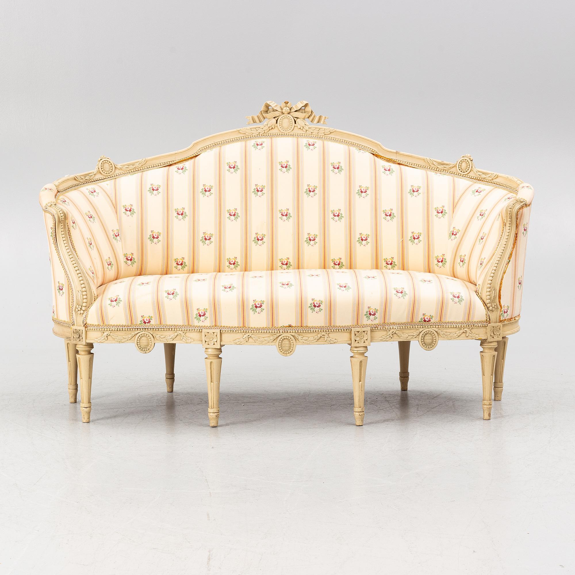 Soffgrupp, 3 delar, gustaviansk stil, 1900-talets första hälft.