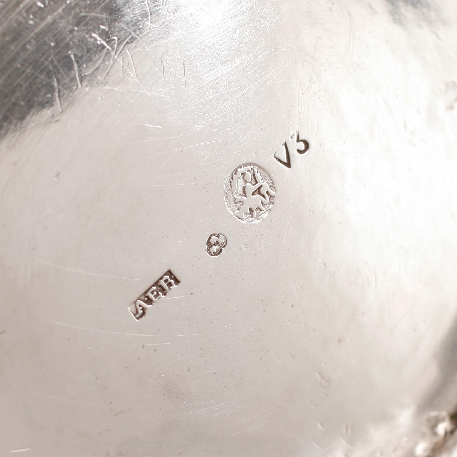 GRÄDDKANNA, silver, Anders Emanuel Blomqvist, Vadstena 1827. Vikt ca 143 gram.