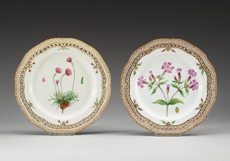 TALLRIKAR, sex stycken, porslin. "Flora Danica", Kungl. Dansk, 1900-tal.