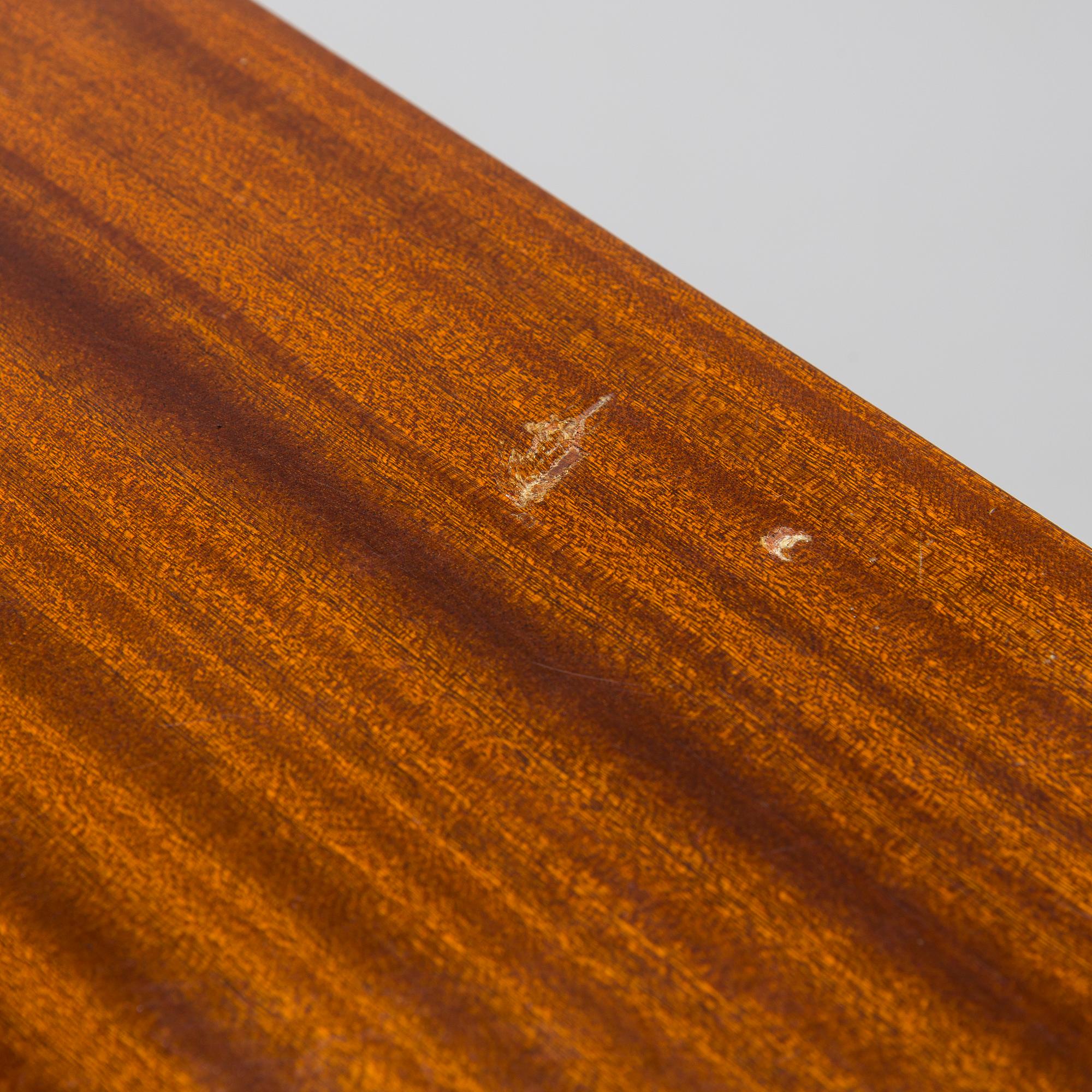 A mid 20th century gustavian style veneered sideboard by Abrahamsons Möbelfabrik AB.