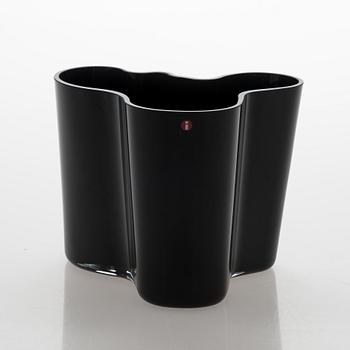 Alvar Aalto, vas, modell 3030, signerad Alvar Aalto Iittala.