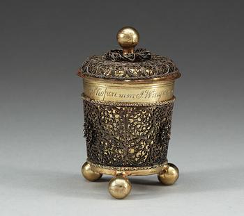 A Swedish 18th century parcel-gilt filigree beaker and cover, makers mark of Johan Friedrich Straub, Karlstad (-1674-1713).