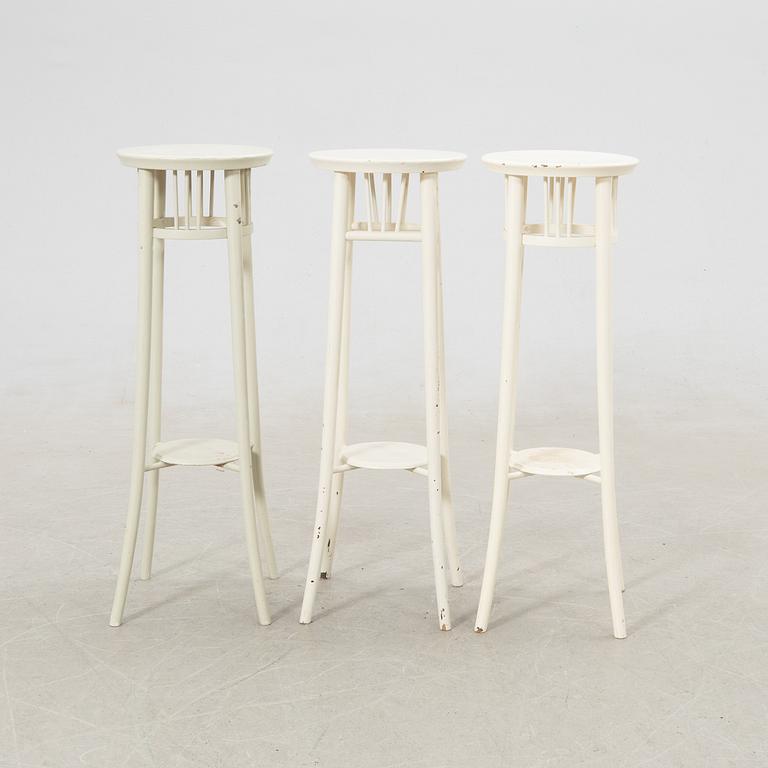 Piedestaler 3 st 1900-talets första hälft.