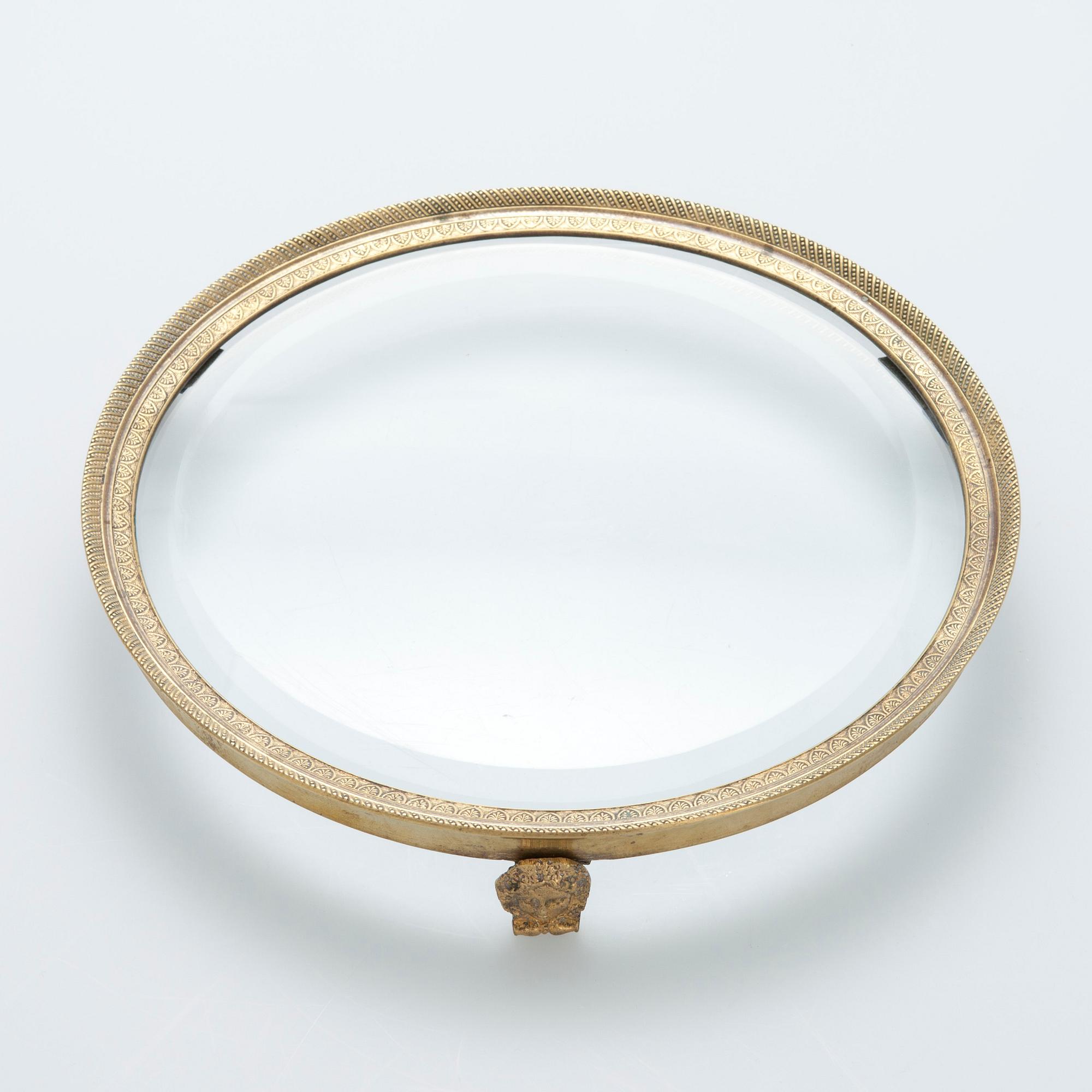 BRICKA, brons samt glas, möjligen Frankrike 1800-talets slut.