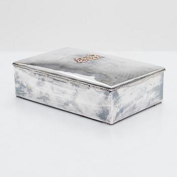 A silver cigar box, Finnish control marks, Helsinki 1929.