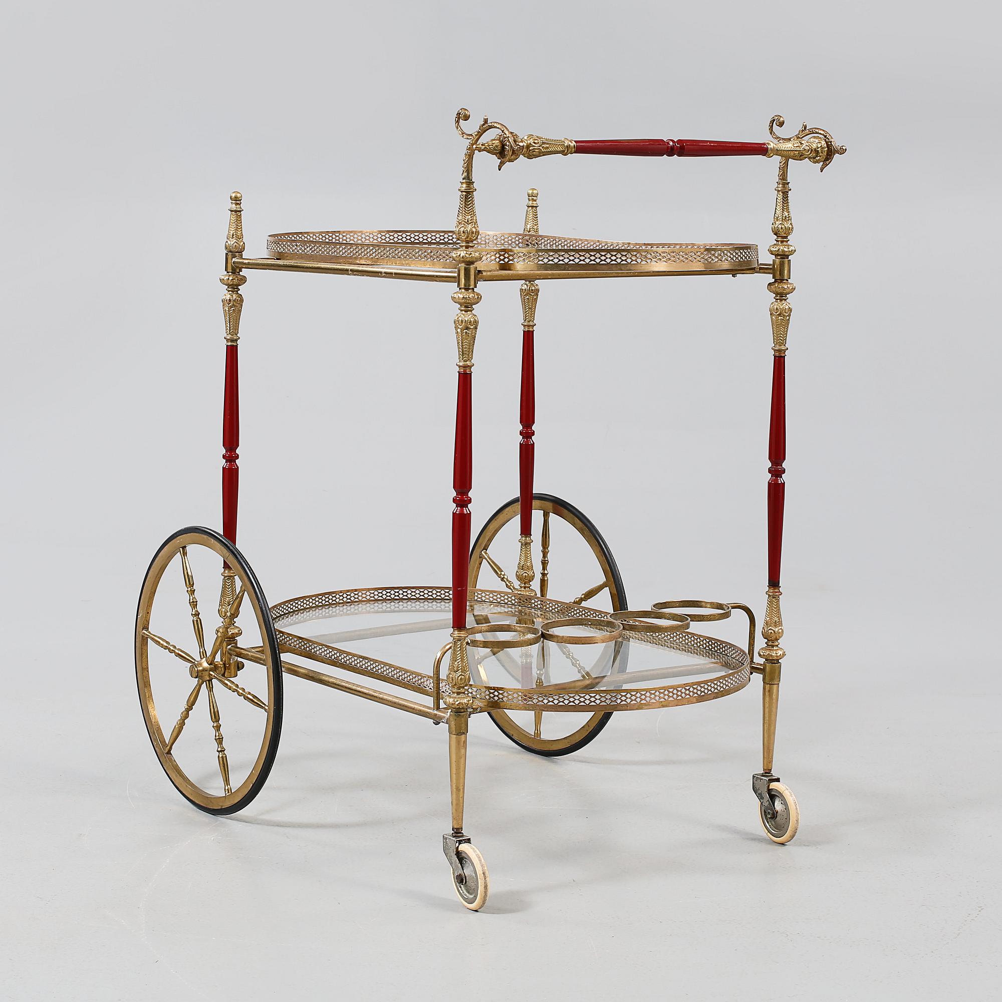 SERVERINGSVAGN, 1900-talets andra hälft.