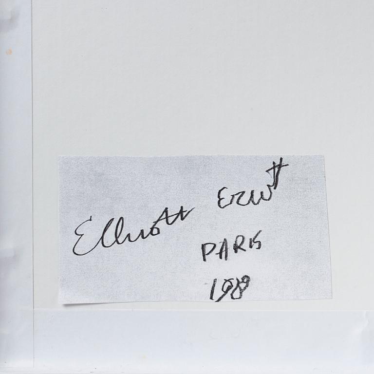 Elliott Erwitt, "Paris", 1989.