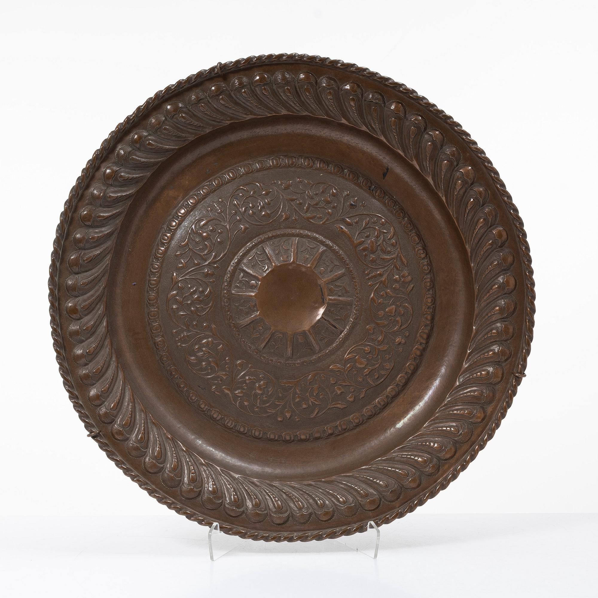 Bricka/presenterfat, koppar, barockstil, 1800-tal.