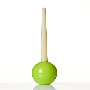 Gunnel Sahlin, flaska, Pilchuck Glass School, Seattle, 1995, blåst av Dante Marioni.