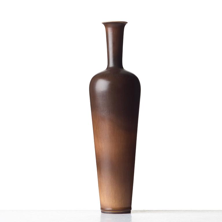 Berndt Friberg, a stoneware vase, Gustavsberg studio, Sweden 1956.