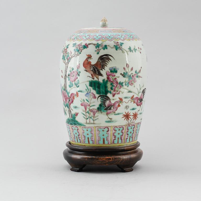 LOCKURNA, porslin, 1800-/1900-tal.