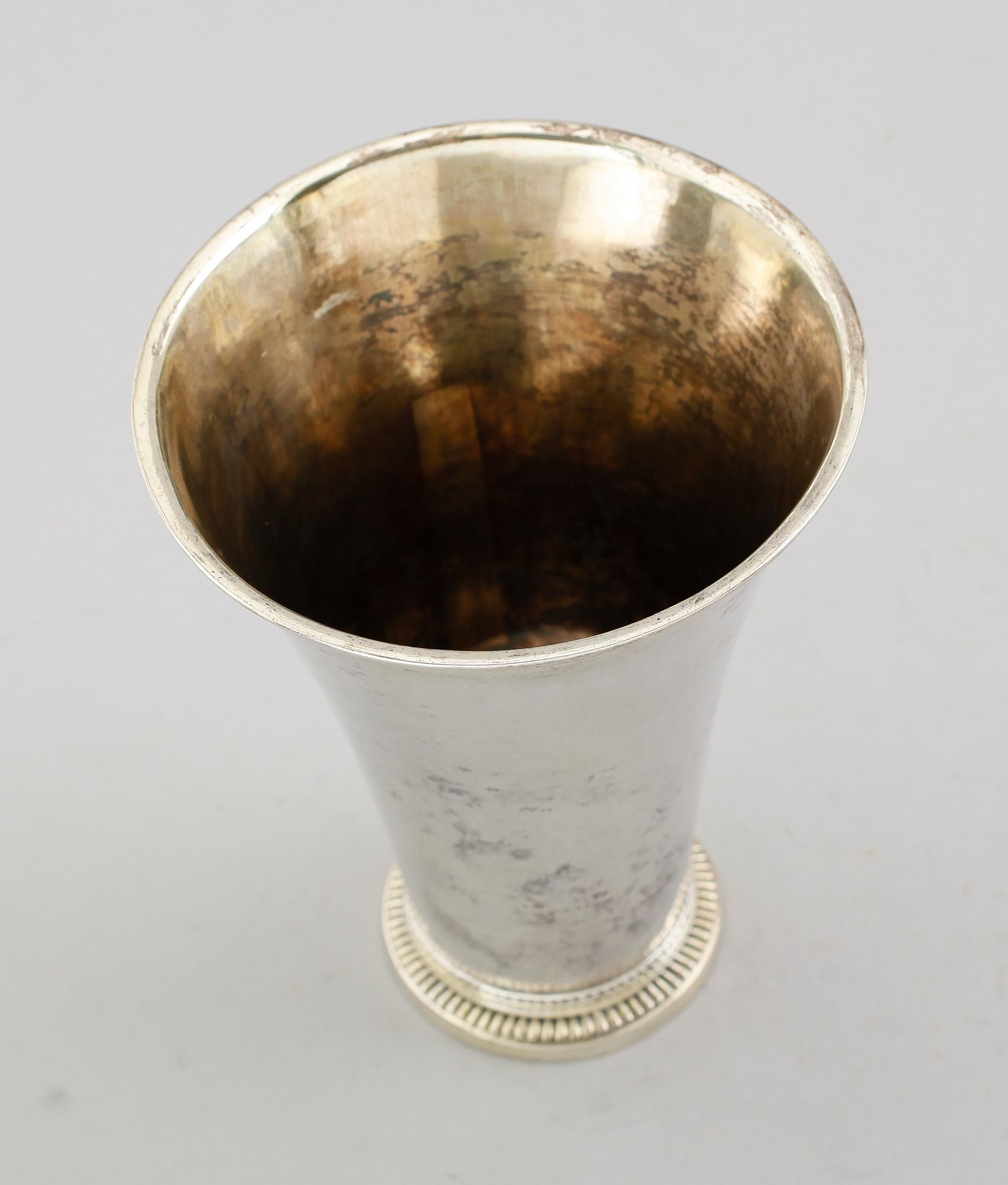 BÄGARE, silver, Abraham Wirgman, Göteborg 1756. Vikt ca 343 gram.