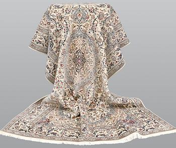 A Nain carpet, part silk, so-called 6LAA, c. 298 x 195 cm.