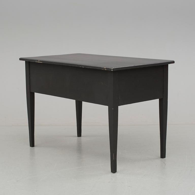 SKRIVBORD, nyrenässans, 1800-talets slut.