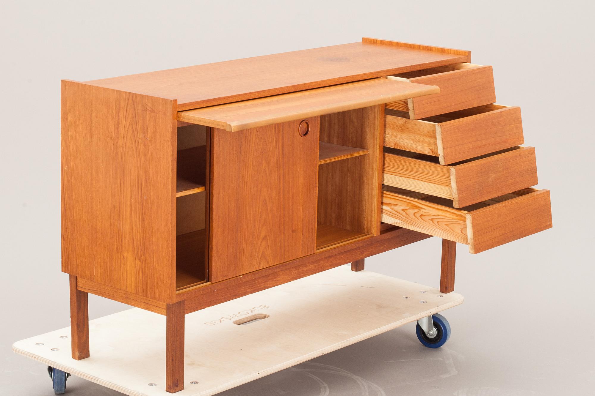 SIDEBOARD, 1960-tal.
