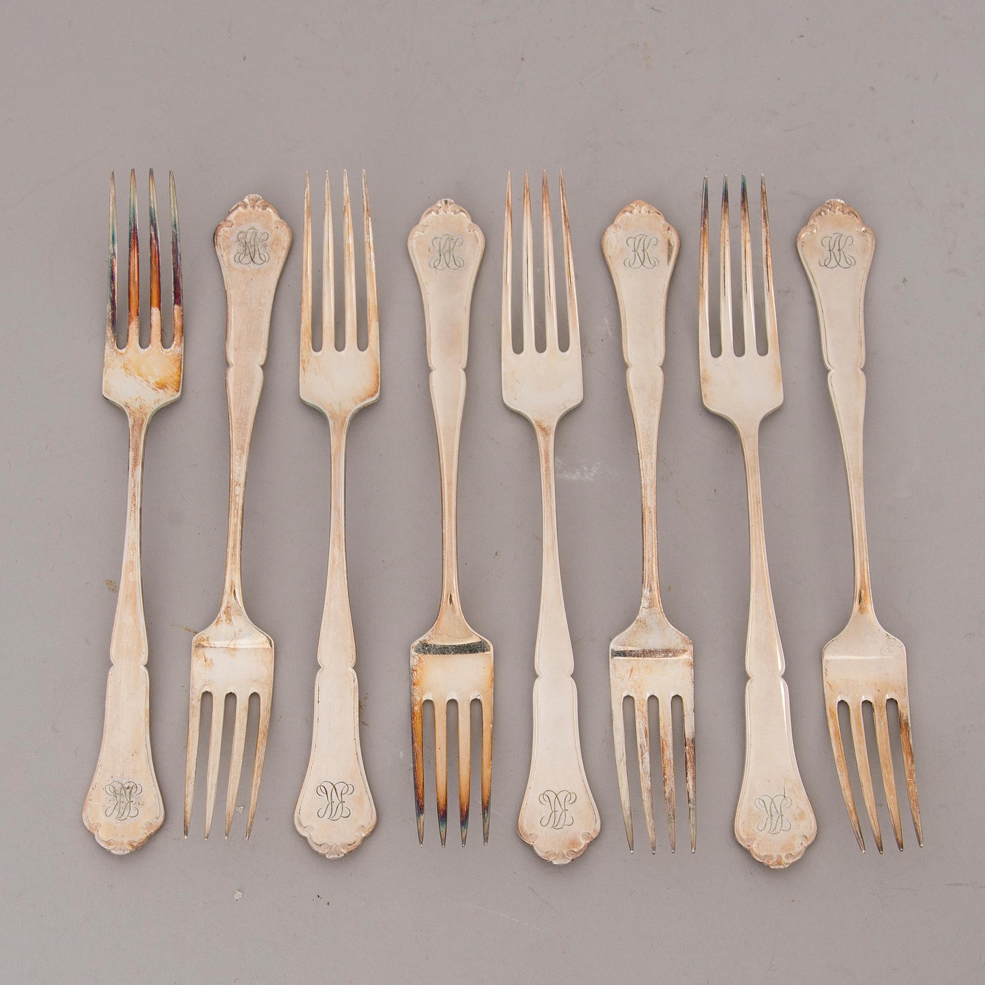An 58-piece Finnish Chippendale silver cutlery set, Kultateollisuus Oy, Turku and Kultakeskus, Hämeenlinna, 1952-64.