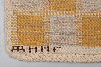 CARPET. "Schackrutan brun". Flat weave. 259,5 x 206,5 cm. Signed AB MMF BN.