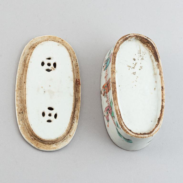 Porslinsföremål, 7 delar, porslin. Qingdynastin, 1700-1800-tal.