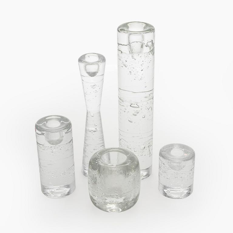 Timo Sarpaneva, vas och 4 st ljusstakar, glas, "Arkipelago", Iittala.